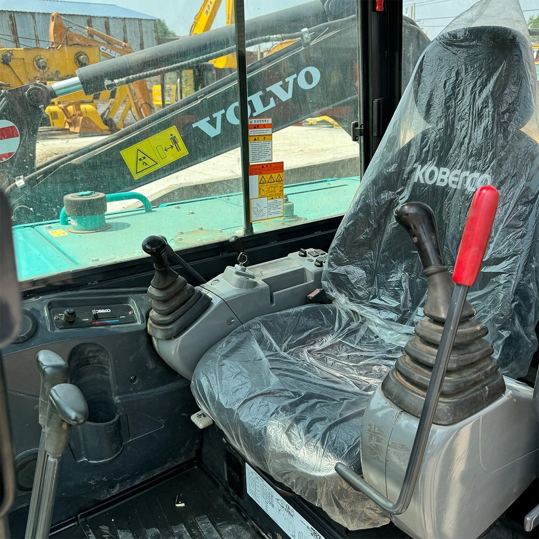 Mini second-hand digger Kobelco SK60 construction machinery used excavator for sale