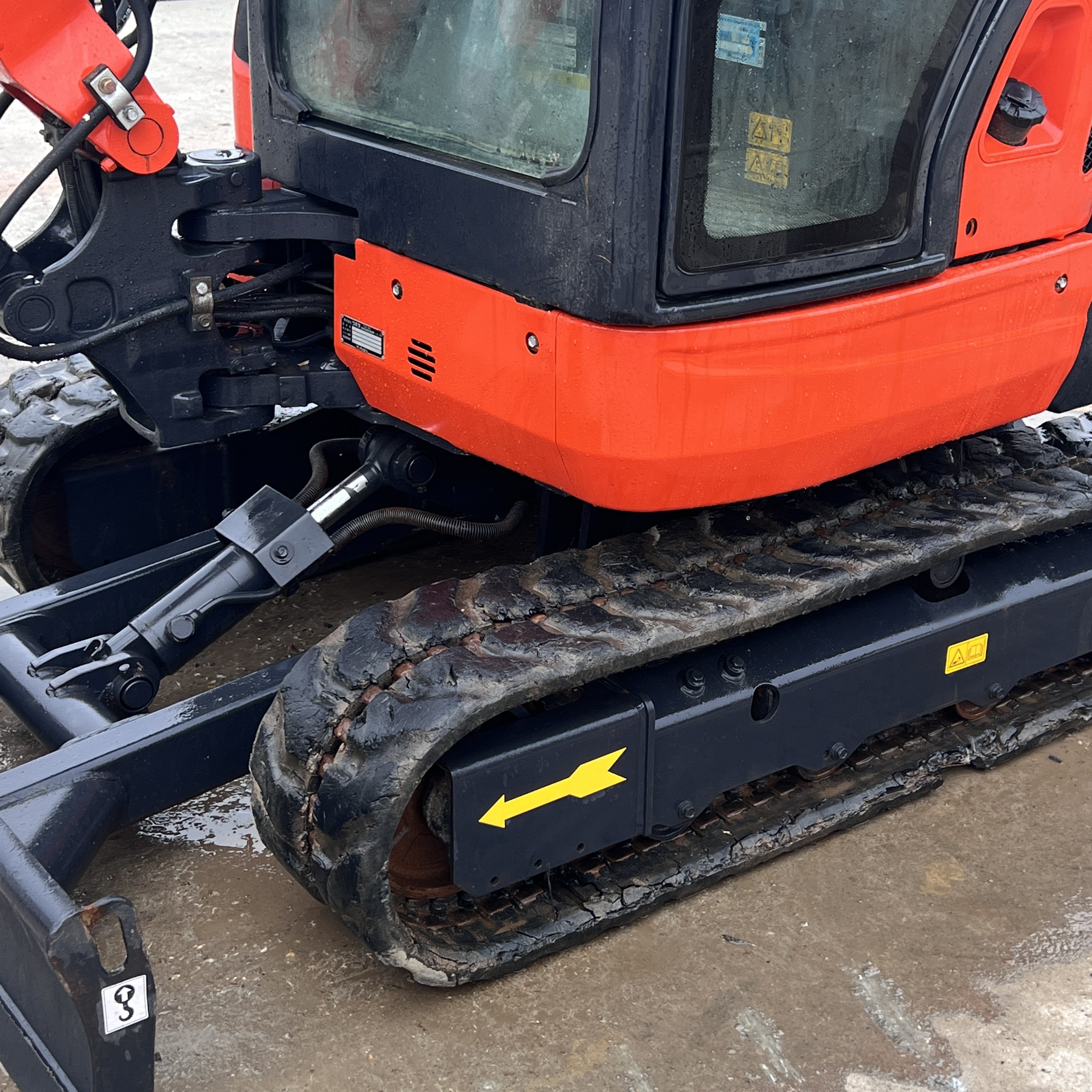 Japan Used Kubota u35 excavator, Kubota U55 U35 5ton 1 ton mini excavator side swing trench digger machine agricultural home use