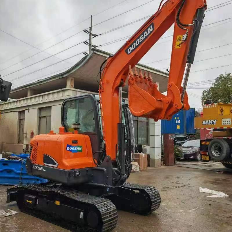 Used small excavator Machine Doosan DX55-9C 5ton with goood couditions Crawler Korea Excavator for sale