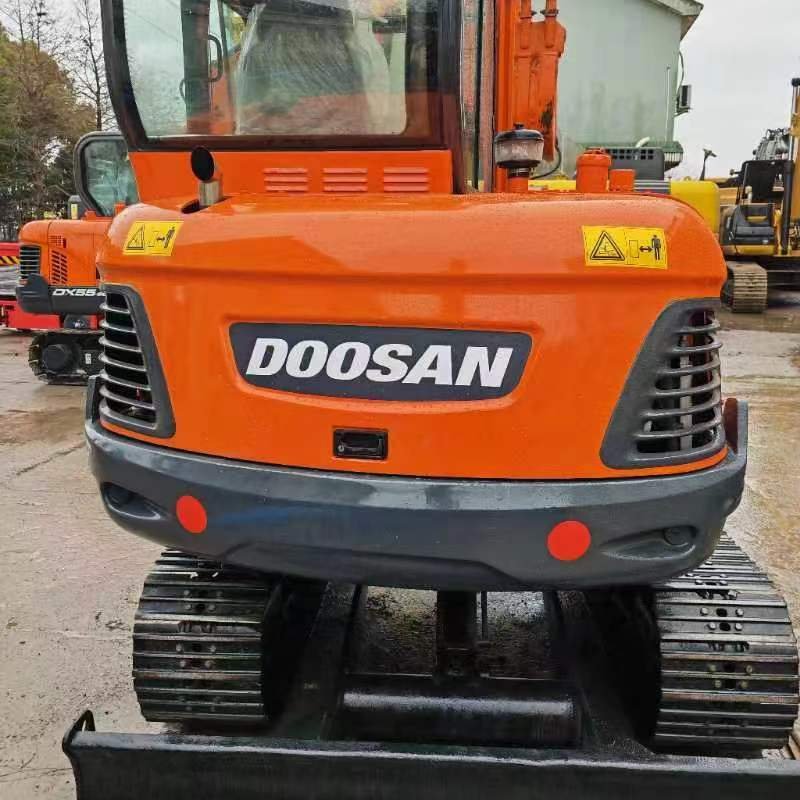 Used small excavator Machine Doosan DX55-9C 5ton with goood couditions Crawler Korea Excavator for sale