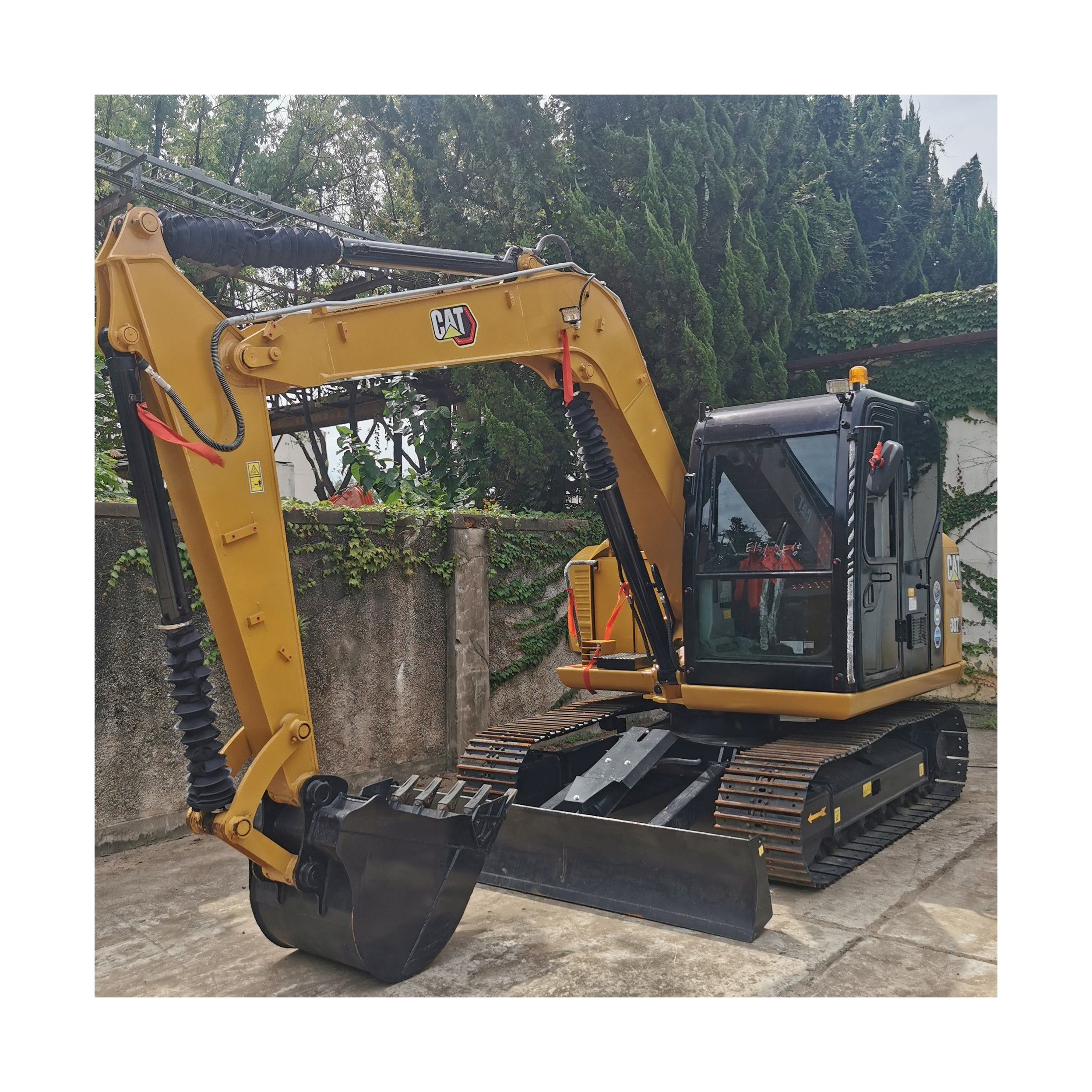 Used Caterpillar Cat 307 Mini Excavator Multi-Functional 7Ton Stock Caterpillar 305.5 306 307 Crawler Excavator Machine