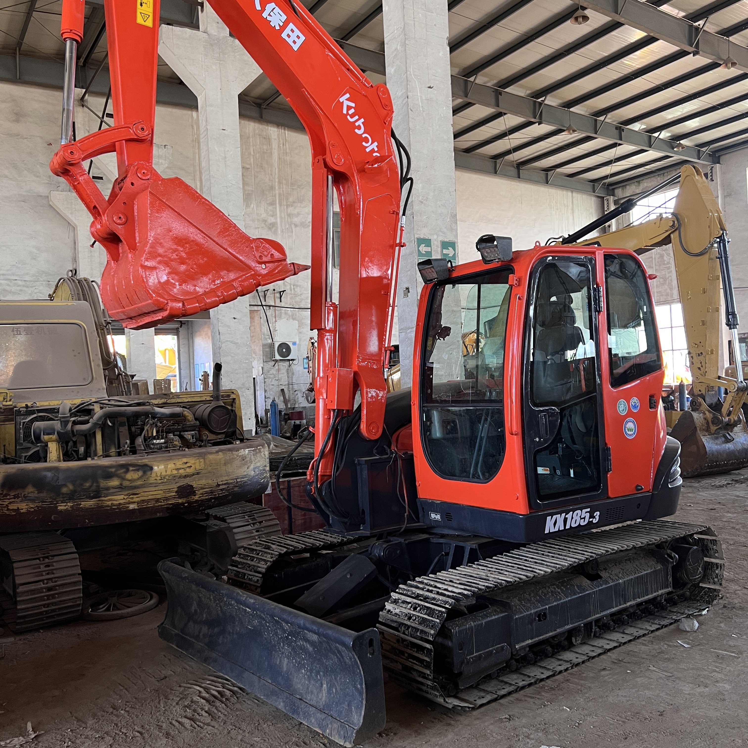 Reasonable price 8.3 ton used Kubota KX185 exavator/ mini excavator KX183 kx185 Kubota for sale 8ton