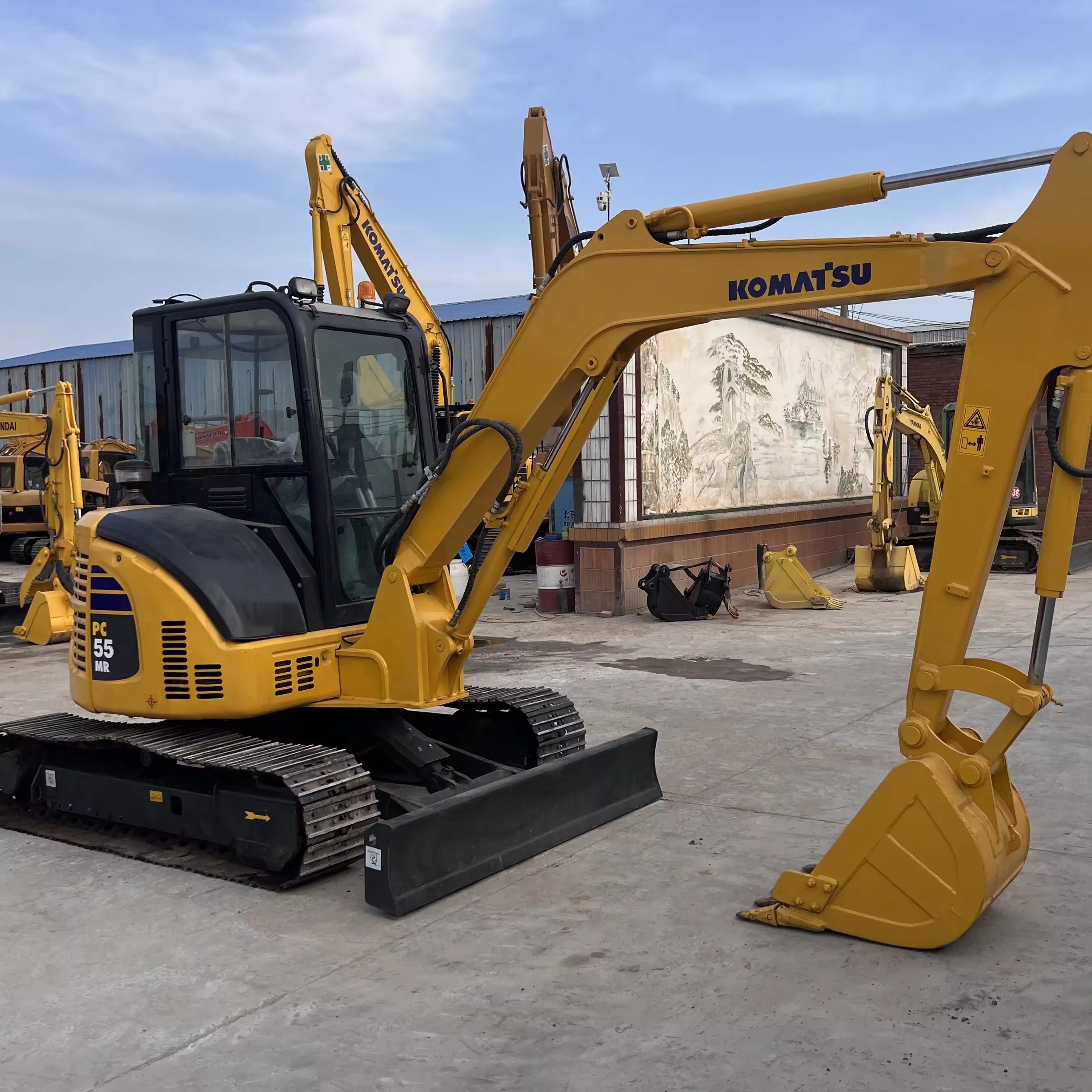 Used 5 Tons Mini Excavator PC55MR Japan's Second Hand Digger Lightweight Machine for Efficient Operation
