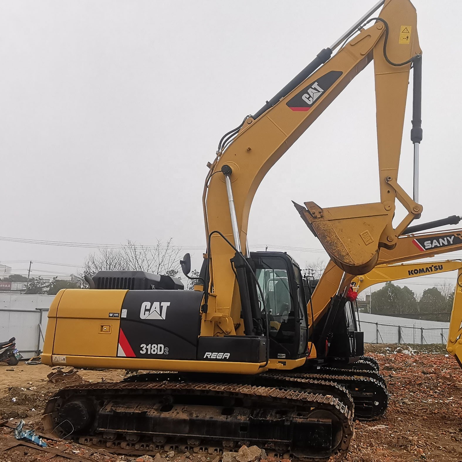 Original Painting Second Hand CAT Caterpillar 318D2 Crawler Excavator In Low Price Machine Used Caterpillar CAT 318D2 Excavator