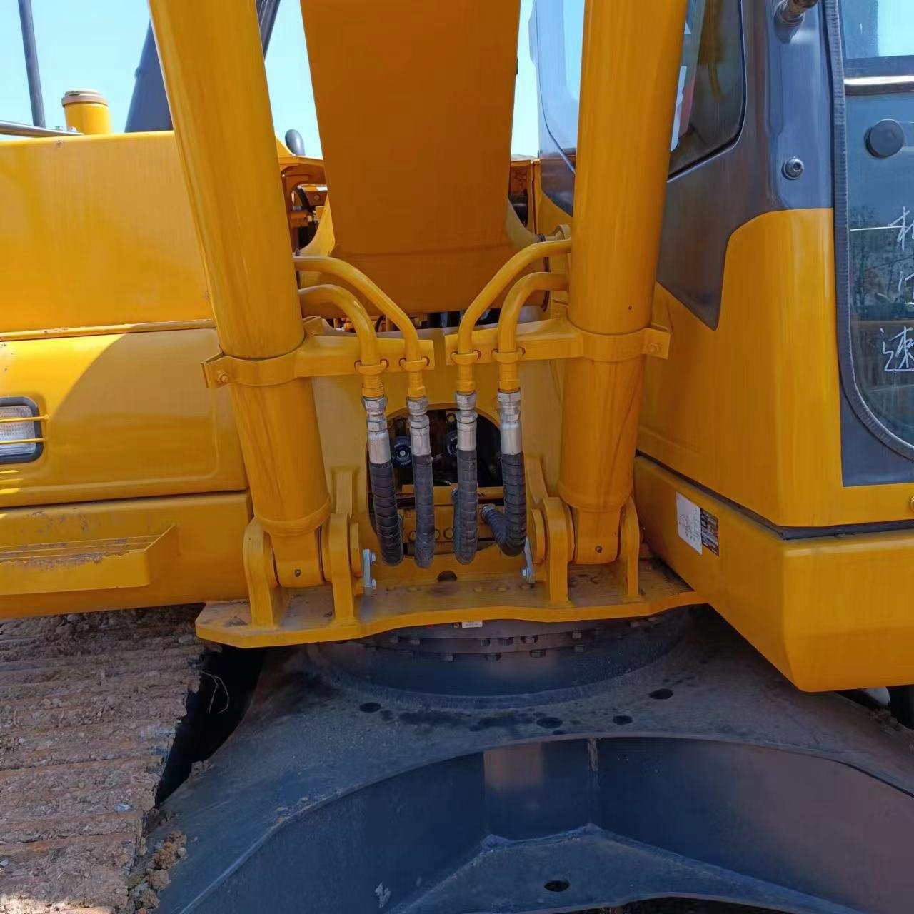 Second-Hand Komatsu PC160 Used Japan Excavator Digging Machine / Used 16 ton Excavator for Sale PC 160 160-7 PC160-7