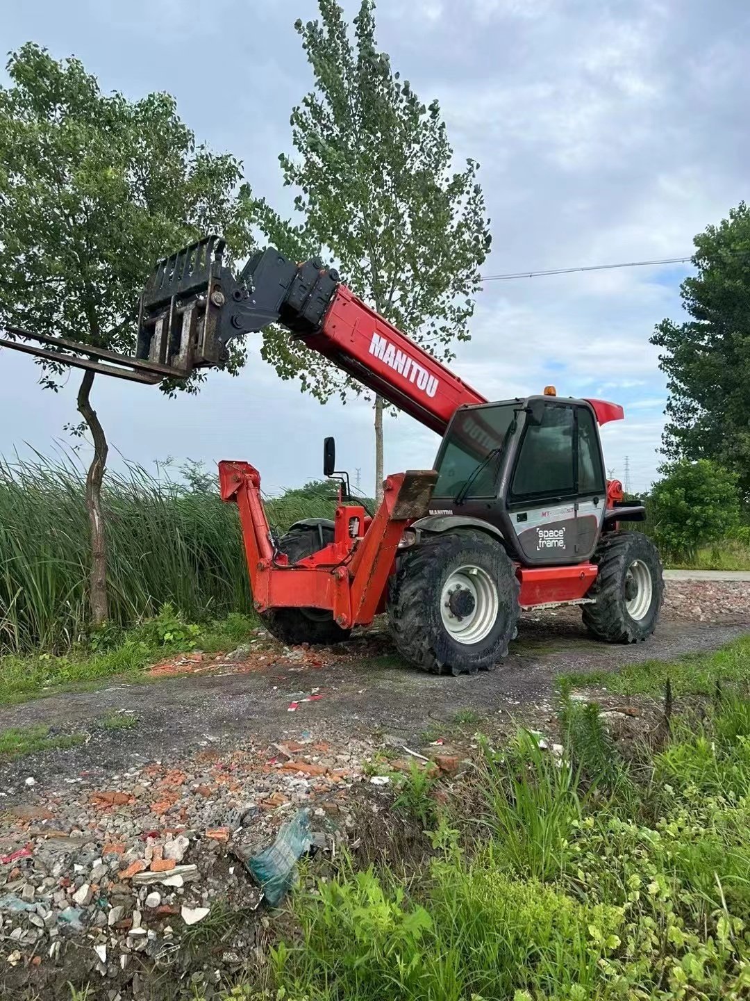 Hot sale 4 ton used telehandler Manitou MT 1740 SLT - French-Made construction machinery in stock
