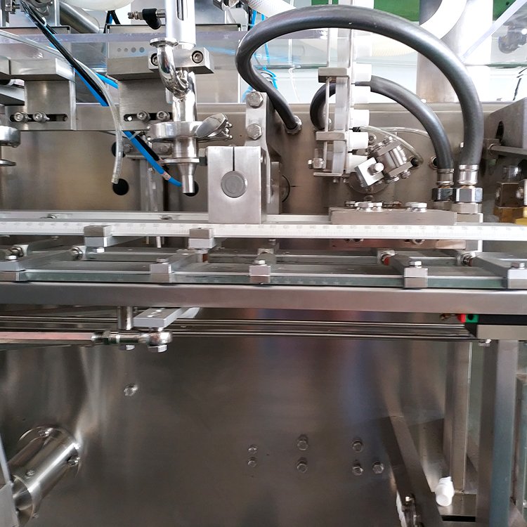 CE certification ISO approved stand up pouch doypack liquid filling sealing machines