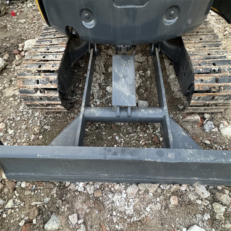 Kawasaki Shangai Low Price High Quality Used Mini Excavator Komatsu Dgf Engineering Machine 35,ninety Percent New 4 Ton Provided