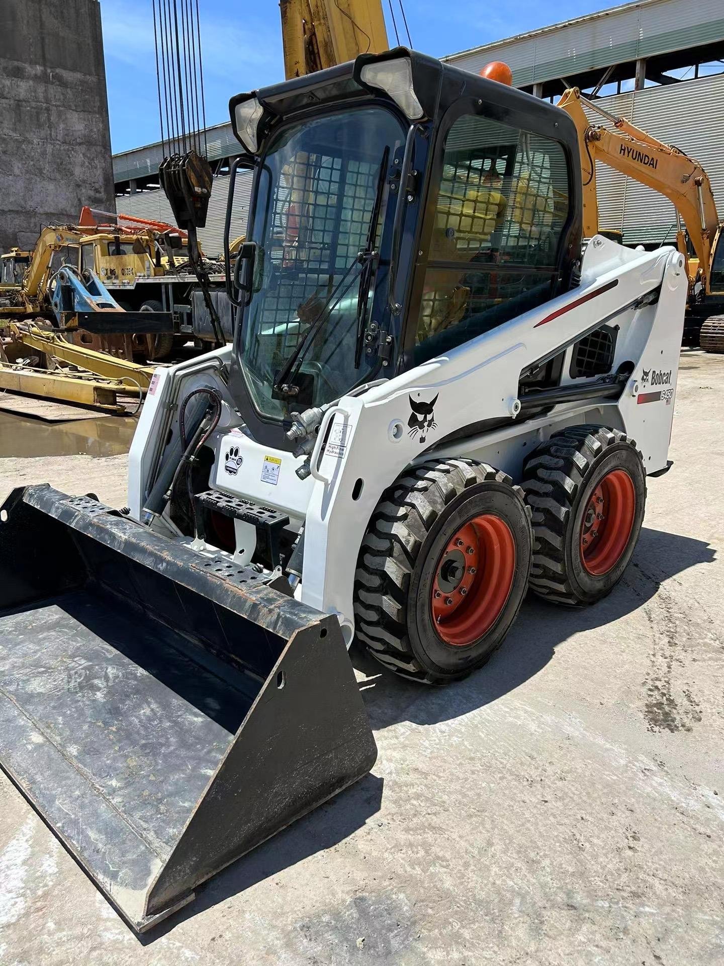The best selling used construction machinery in USA Bobcat S450 skip steer loader2.8ton high quality and cheap price