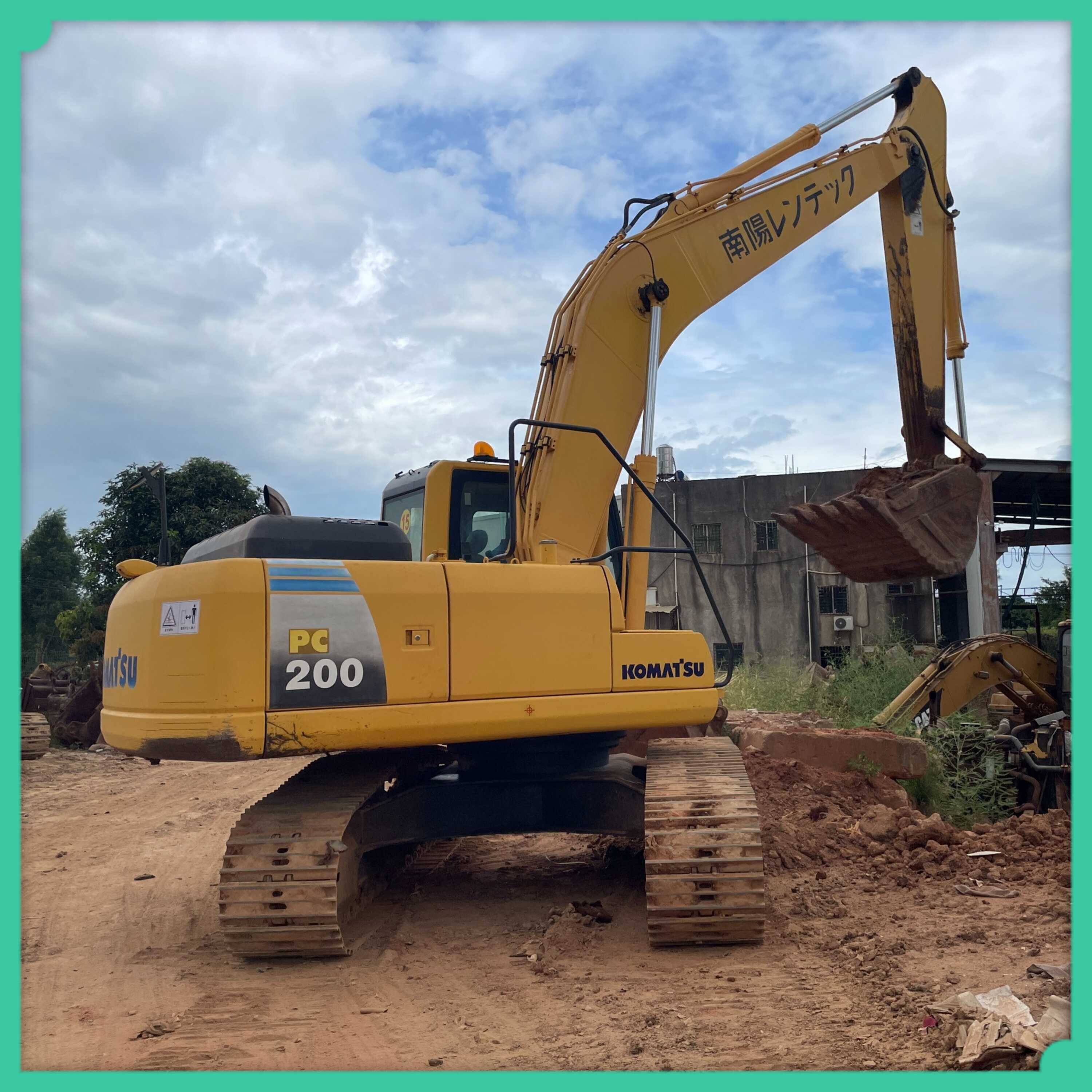 nice performance used Komatsu poc200-8 excavator low price sale Second hand digger machine Komatsu PC200-8 in good condition