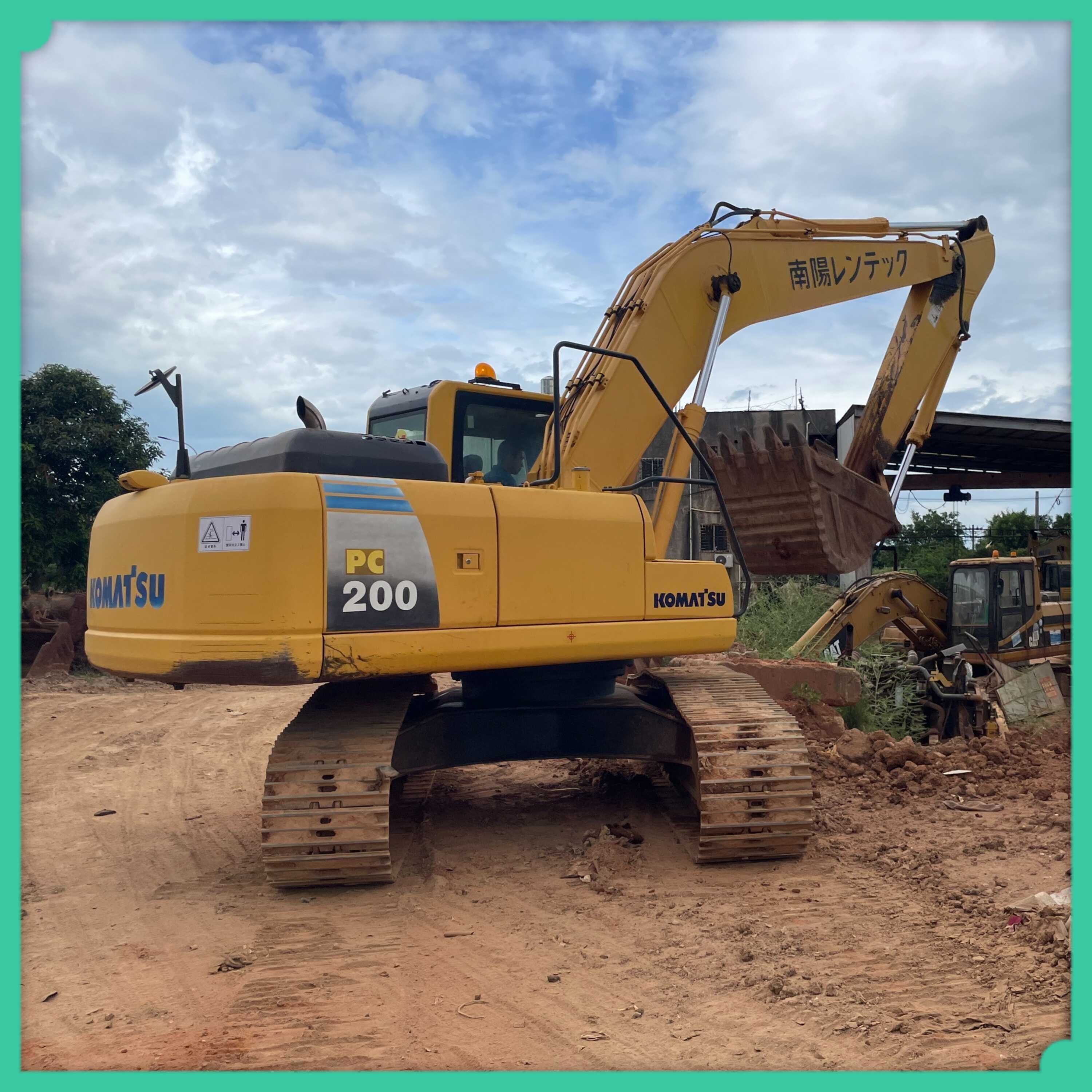 nice performance used Komatsu poc200-8 excavator low price sale Second hand digger machine Komatsu PC200-8 in good condition