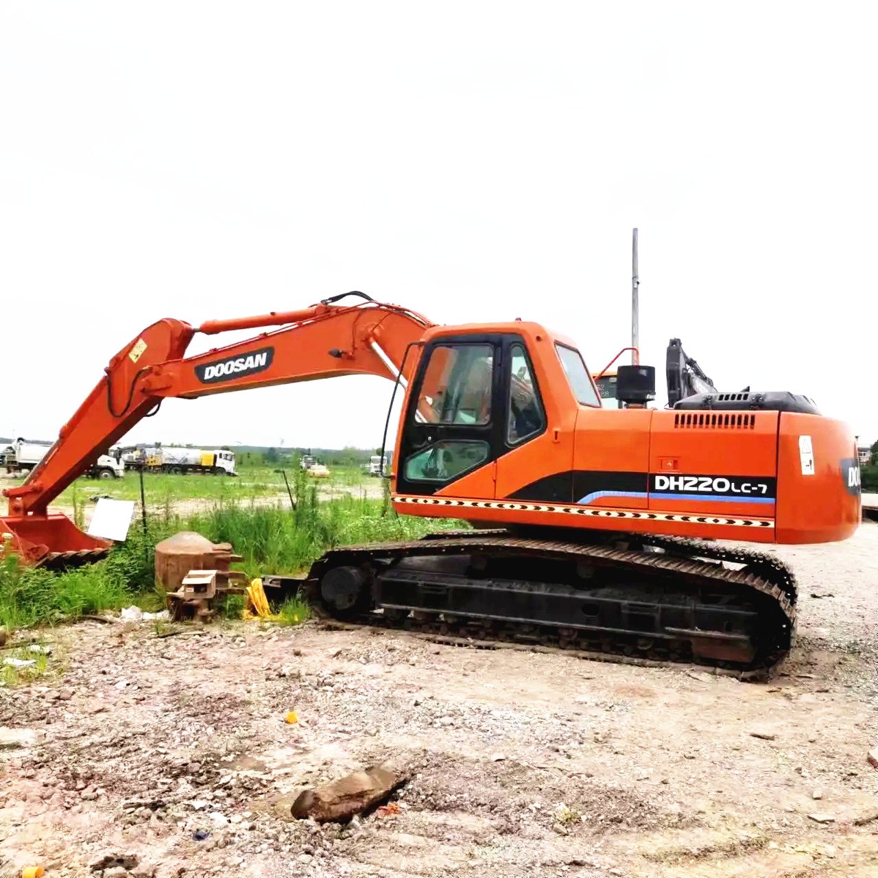 Original Korea Excavator Used 20 Ton Doosan 220 DH220 DH220LC-7 Crawler Excavator For Sale