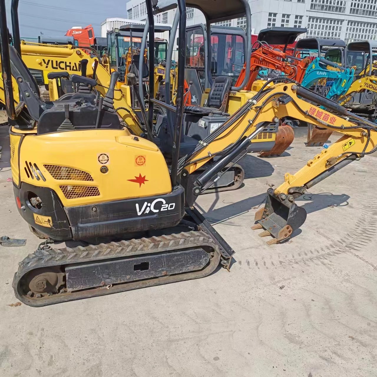 Yanmar 20 Mini Crawler Excavator Used Small Digging Machine for Sale