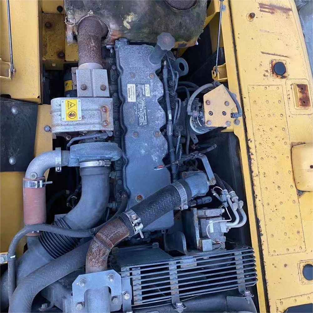 Popular Japanese second-hand excavator Komatsu PC200-8 Construction equipment machinery used excavator Komatsu 20 tons excavator