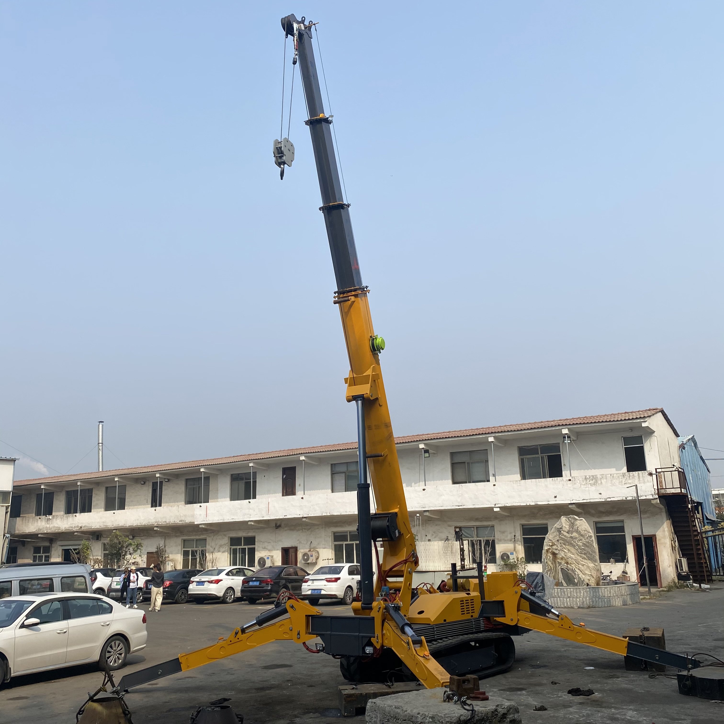 3t 5t 8t 12t Crawler Spider Crane With Customized Lift Height Telescopic Boom Mobile Lifting Machine Crawler Crane