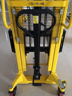 Factory direct Hydraulic Hand Winch Lift Stacker Manual Forklift Winch Stacker