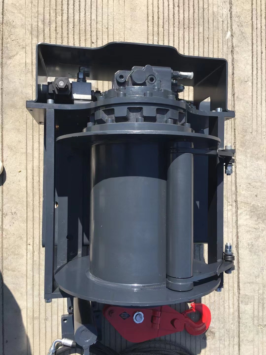 cost-effective hydraulic winch for your application