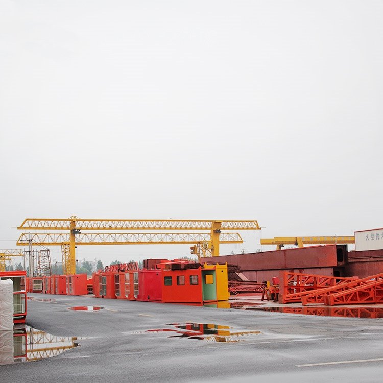 Double Hoist Rubber Tyre Gantry Crane Semi Wheel Crane Gantry 1 Ton Boat Lifting Gantry Crane Price