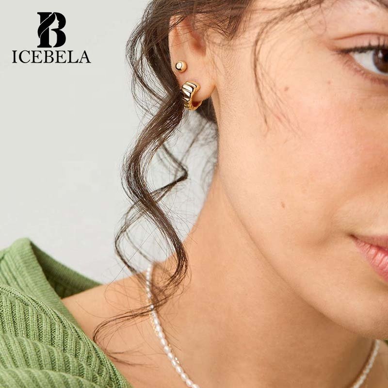 Wholesale Minimalist Gold Plated Fashion Fine Jewelry Trendy Earrings Jewelry Women 925 Sterling Silver Stud Earring For Girls