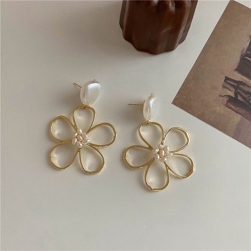 Summer Fashion Jewelry Earrings Wholesale Bulk Personalized Vintage Elegant Bridal Floral Flower Pearl Stud Earring