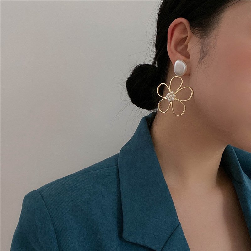 Summer Fashion Jewelry Earrings Wholesale Bulk Personalized Vintage Elegant Bridal Floral Flower Pearl Stud Earring