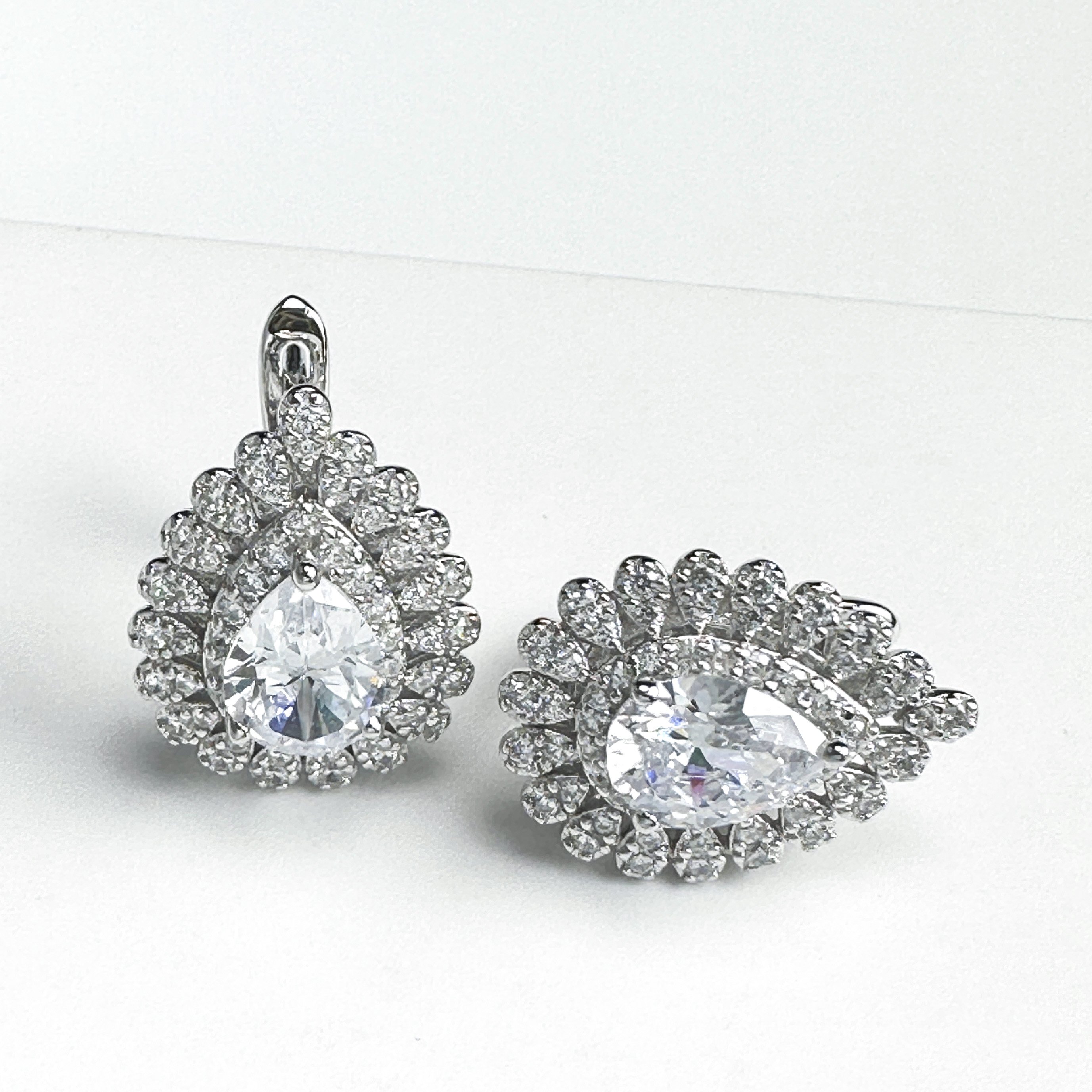 Fine Jewelry Cuff Earring 925 Sterling Silver Zircon Moissanite Bling Oval Round mix Cut Clip On Iced Earring For Women