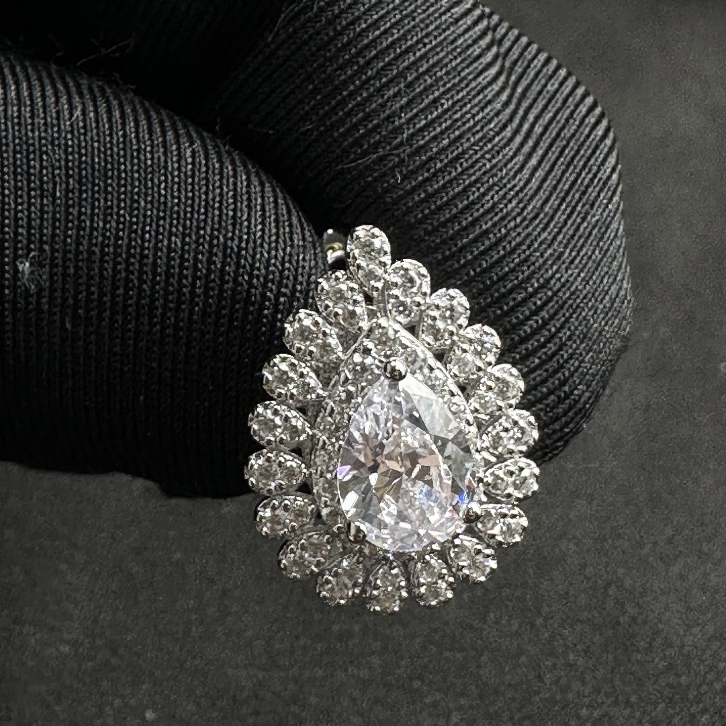 Fine Jewelry Cuff Earring 925 Sterling Silver Zircon Moissanite Bling Oval Round mix Cut Clip On Iced Earring For Women
