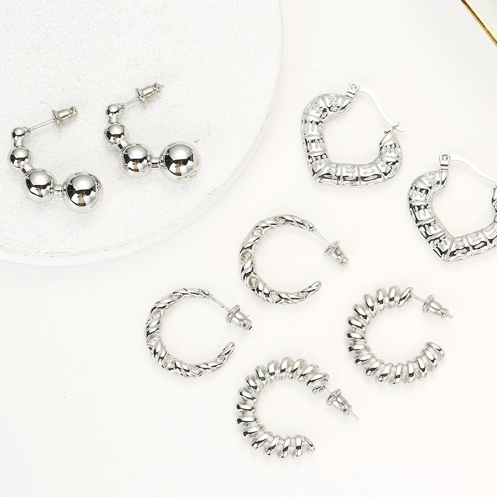 Wholesale Custom Silver Stainless Steel Luxury Fashion Korean Fine Vintage Jewelry Stud Ball Hearth Earrings for Women