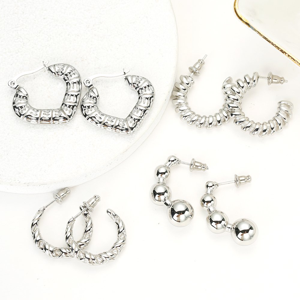 Wholesale Custom Silver Stainless Steel Luxury Fashion Korean Fine Vintage Jewelry Stud Ball Hearth Earrings for Women
