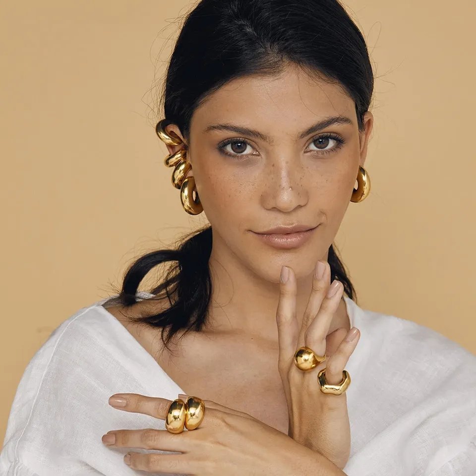 2023 New Arrival 18K Gold Plated Stainless Steel Hoop Earrings Women Fashion Ear Cuff Without Piercings