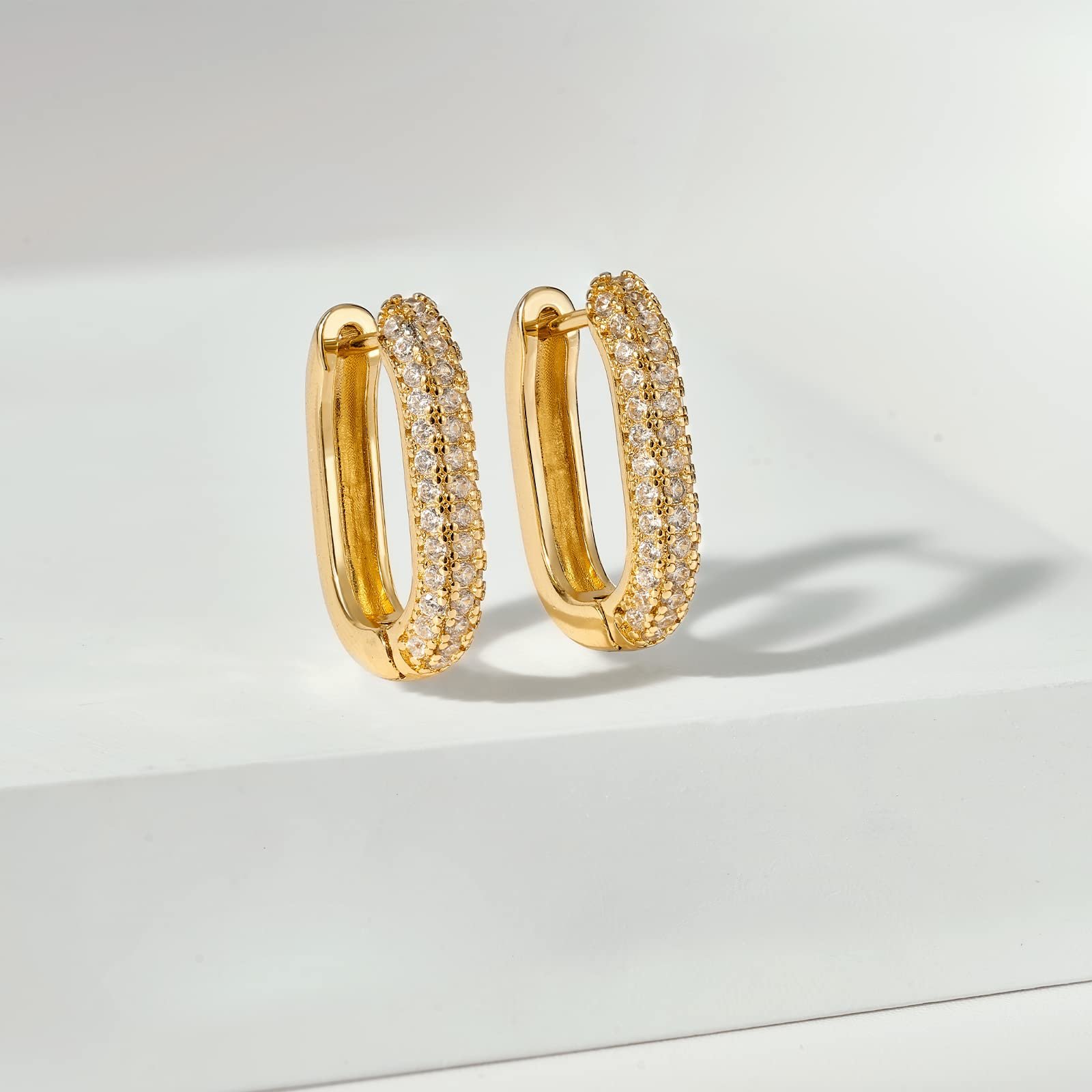 High Quality Wholesale Pave CZ Oval Huggie Hoop Earrings Fine Jewelry Piercing Jewelry Earrings