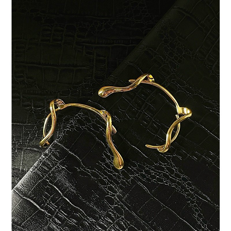 Original Design 18K Gold Plated Brass Jewelry Irregular Branches Ear Cuff Non-Piercing Clip On Party Earrings E221375