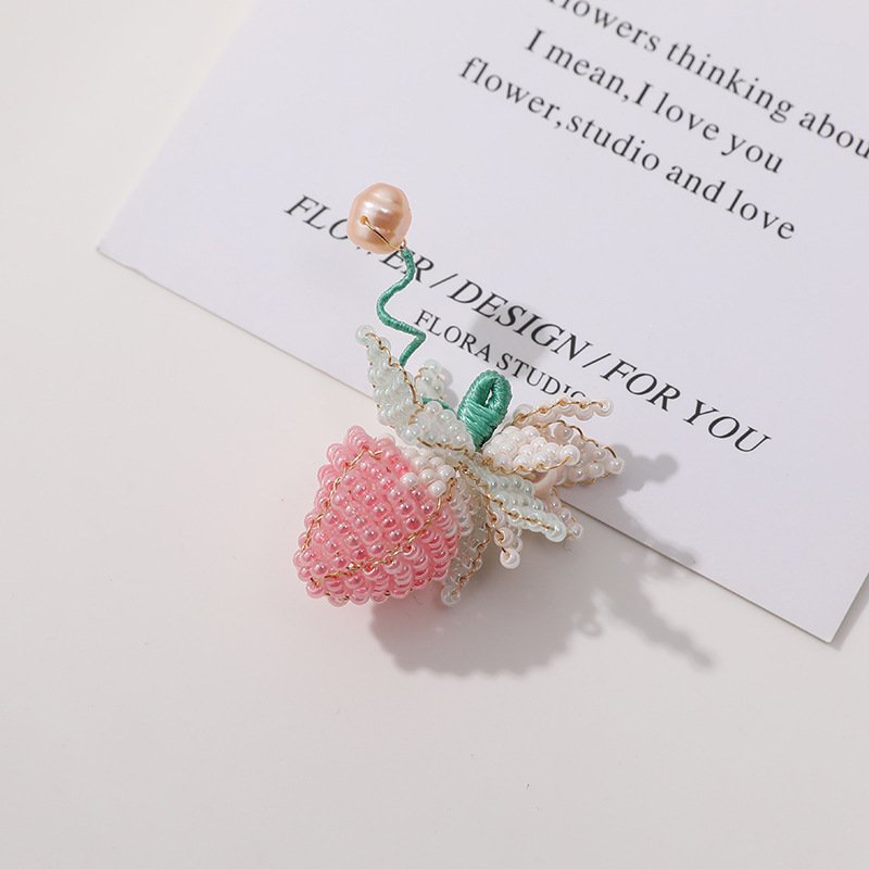 Strawberry Earrings Super Fairy French Vintage Pink Fruit Beaded Earrings Premium Feeling Niche Design Pearl Earrings Sweet Ins