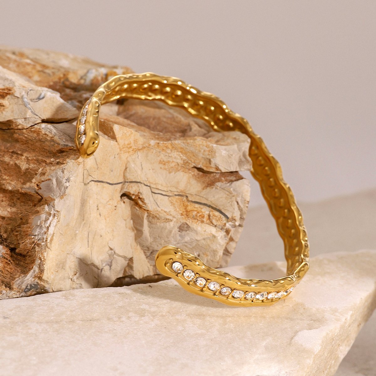 Fashion Luxury Jewelry Fine Zircon Bangles Stainless Steel 18k Gold Plated Waterproof Moissanite Cz Stone Bangle For Women