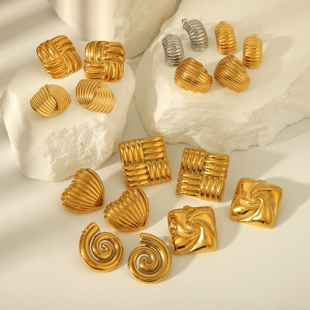 New Arrival Hot Sale Chunky Rectangular Texture Earrings Snail Pendant 18K PVD Gold Plating Stud Earrings for Ladies No Tarnish