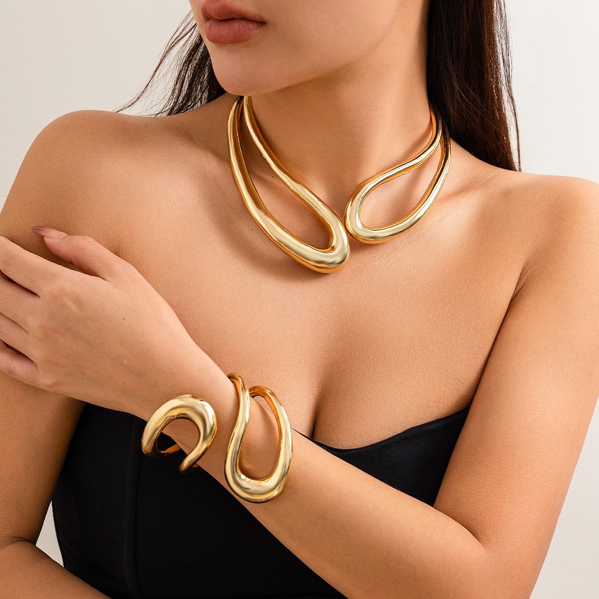 2024 Fashion Jewelry Summer geometric chunky women necklaces alloy twisted double layered collar cuff necklace bracelets set