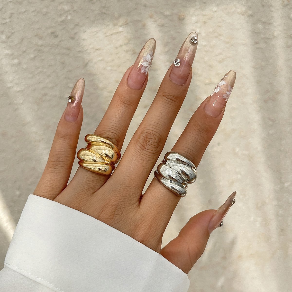 2024 Fashion Jewelry Summer geometric chunky women necklaces alloy twisted double layered collar cuff necklace bracelets set