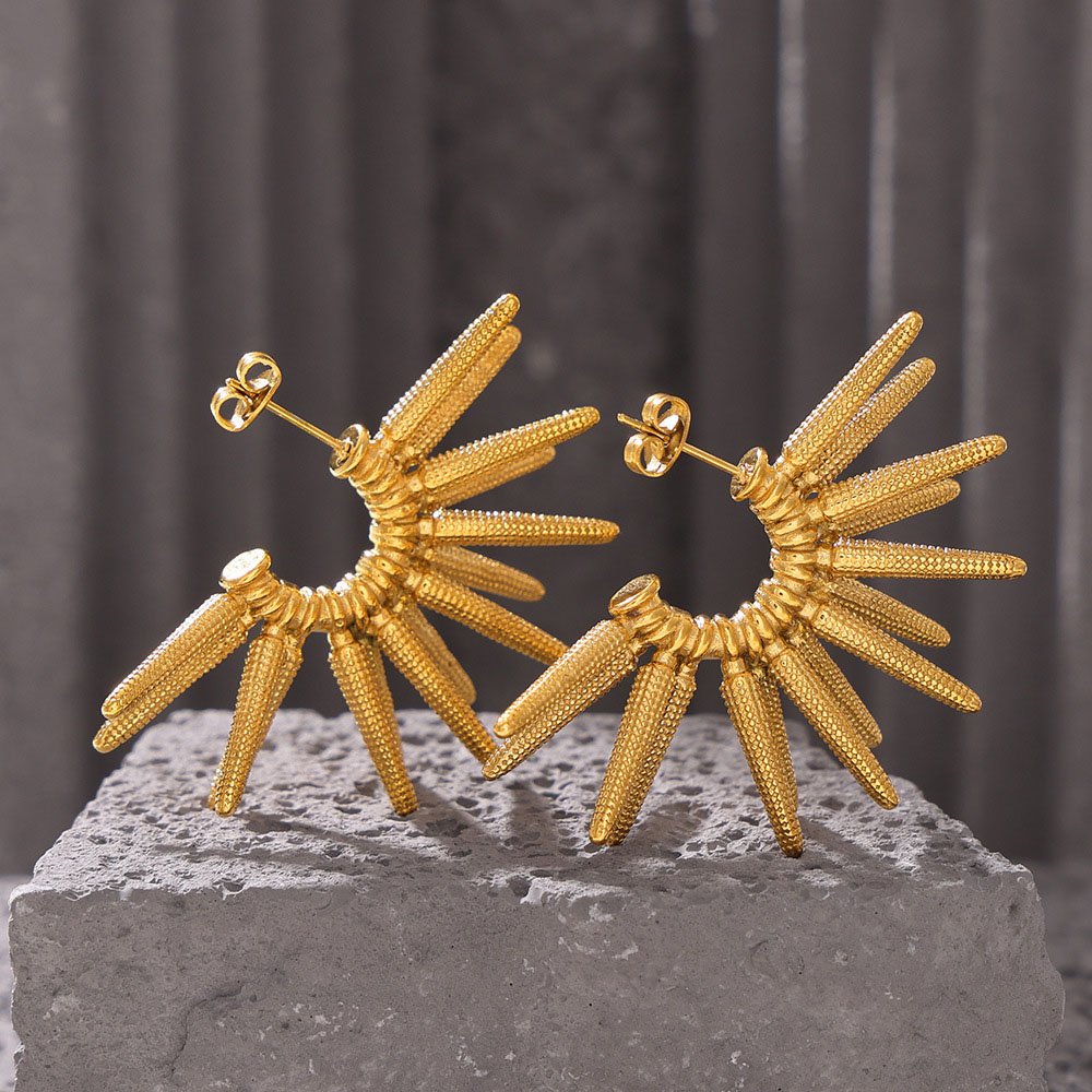 Retro C- Shaped Sunflower Earrings Stainless Steel 18K Gold Plated Chic Exaggerated Design Stud Earrings Fine Jewelry