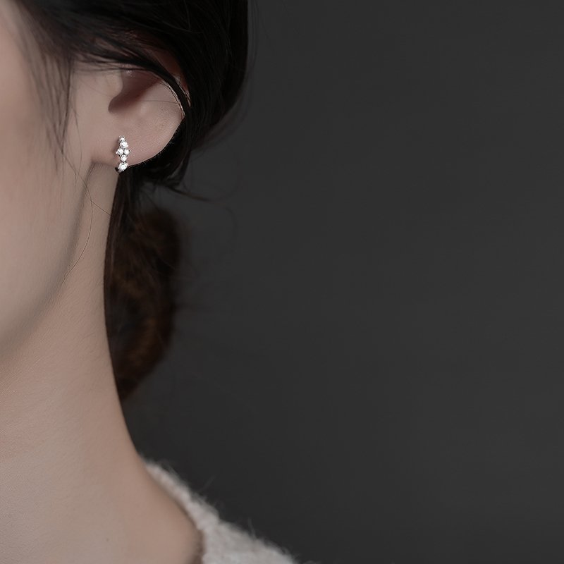 Simple 925 Sterling Silver Tiny Irregularly Cz Minimalist Vintage Fashion Fine Jewelry Gold Plated Huggies Earrings Women