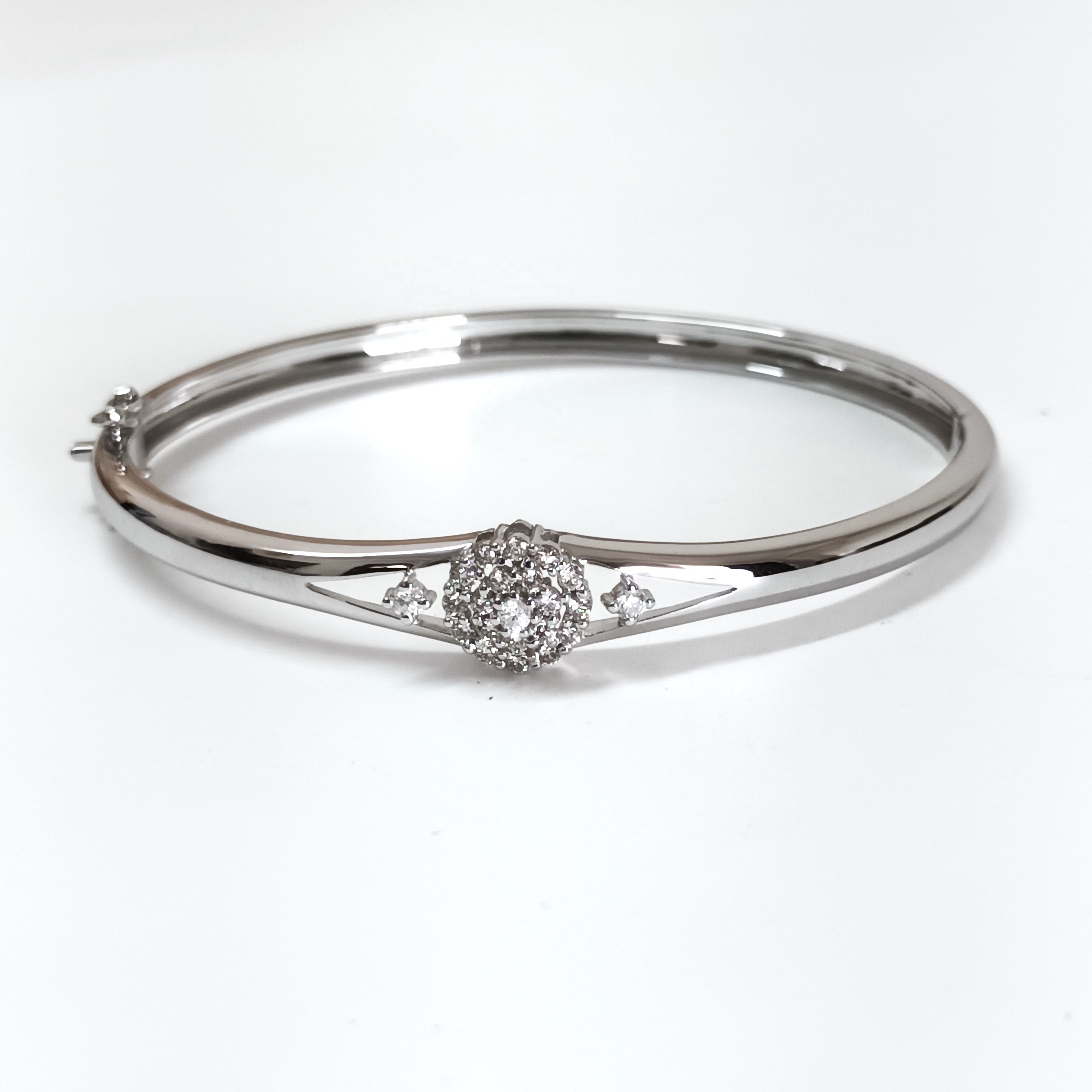 Golden Cuffs Best Design Single Piece Price 14K White Gold Genuine Natural Diamonds bracelet Gold Bracelet
