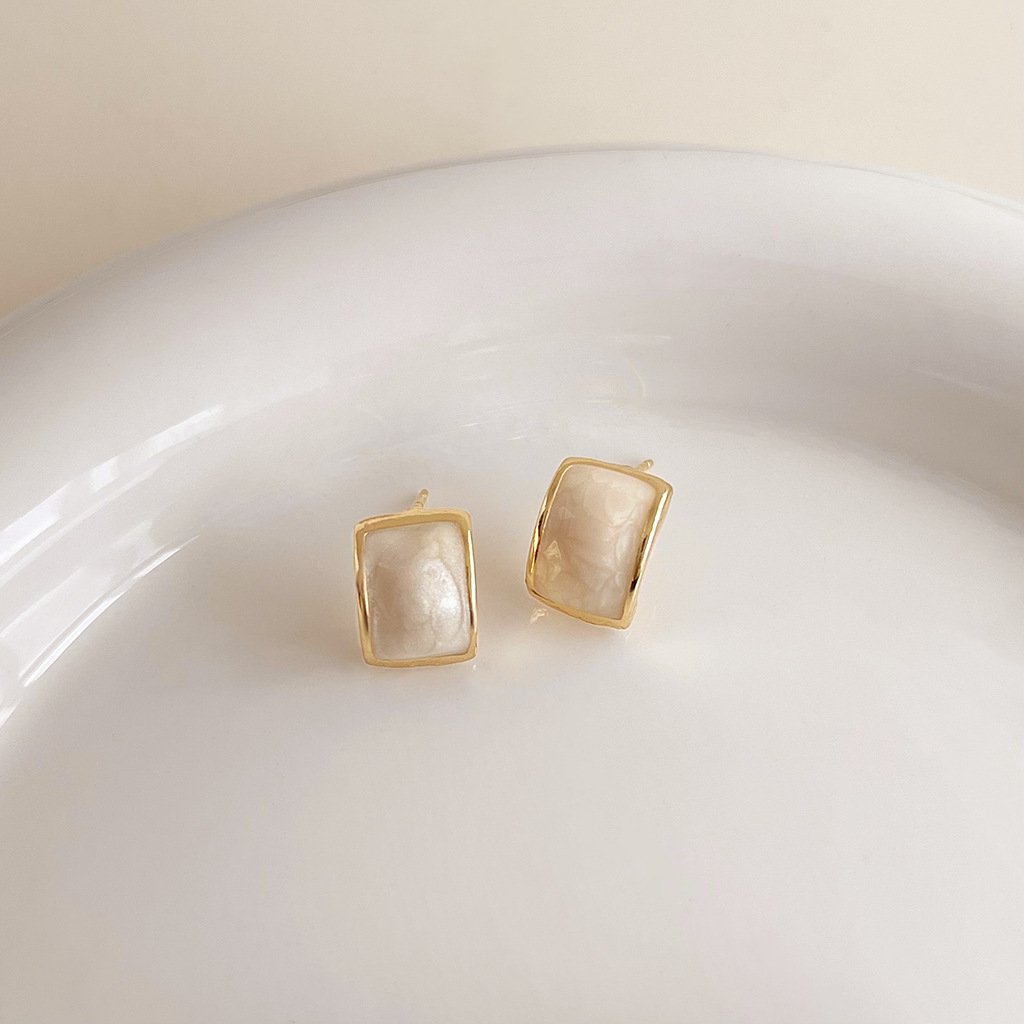 Sweet Girls Fashion Jewelry Japan and Korean Style Beautiful Color Copper Alloy Earrings Light Luxury Enamel Ear Clip Earrings