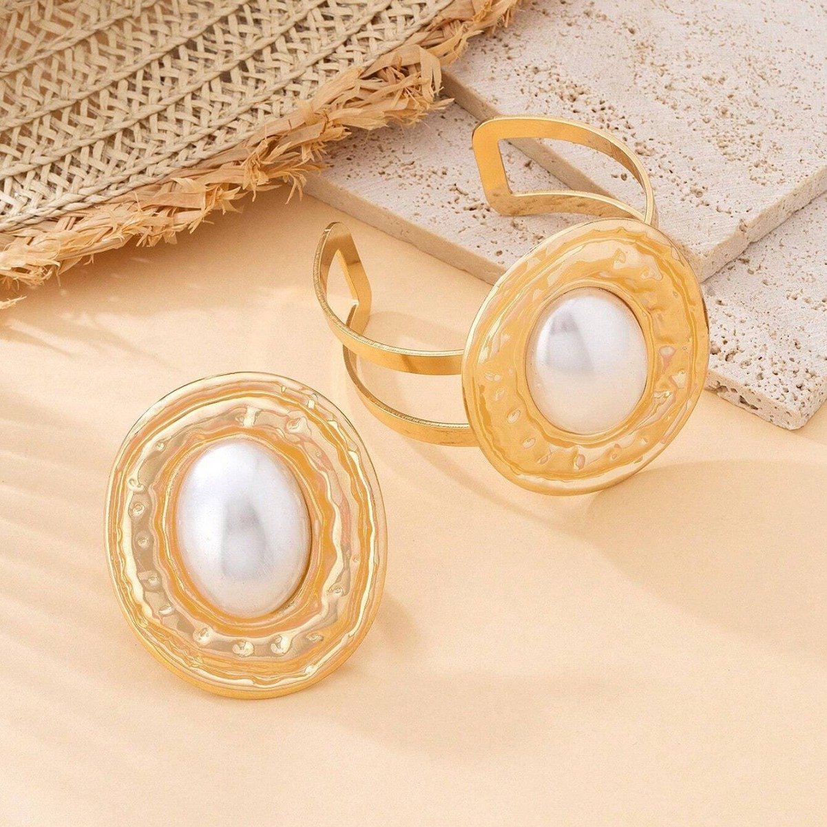 2024 New Arrival Fashion Cheap Wholesale Jewelry bracelet oval geometric 18k gold metal pearl earrings bracelet set