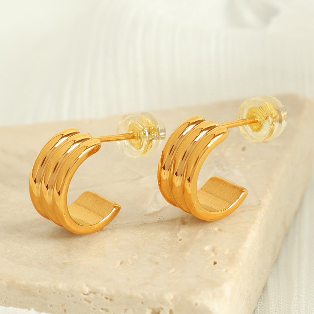 Hot sale irregular geometric stud earrings versatile jewellery wholesale