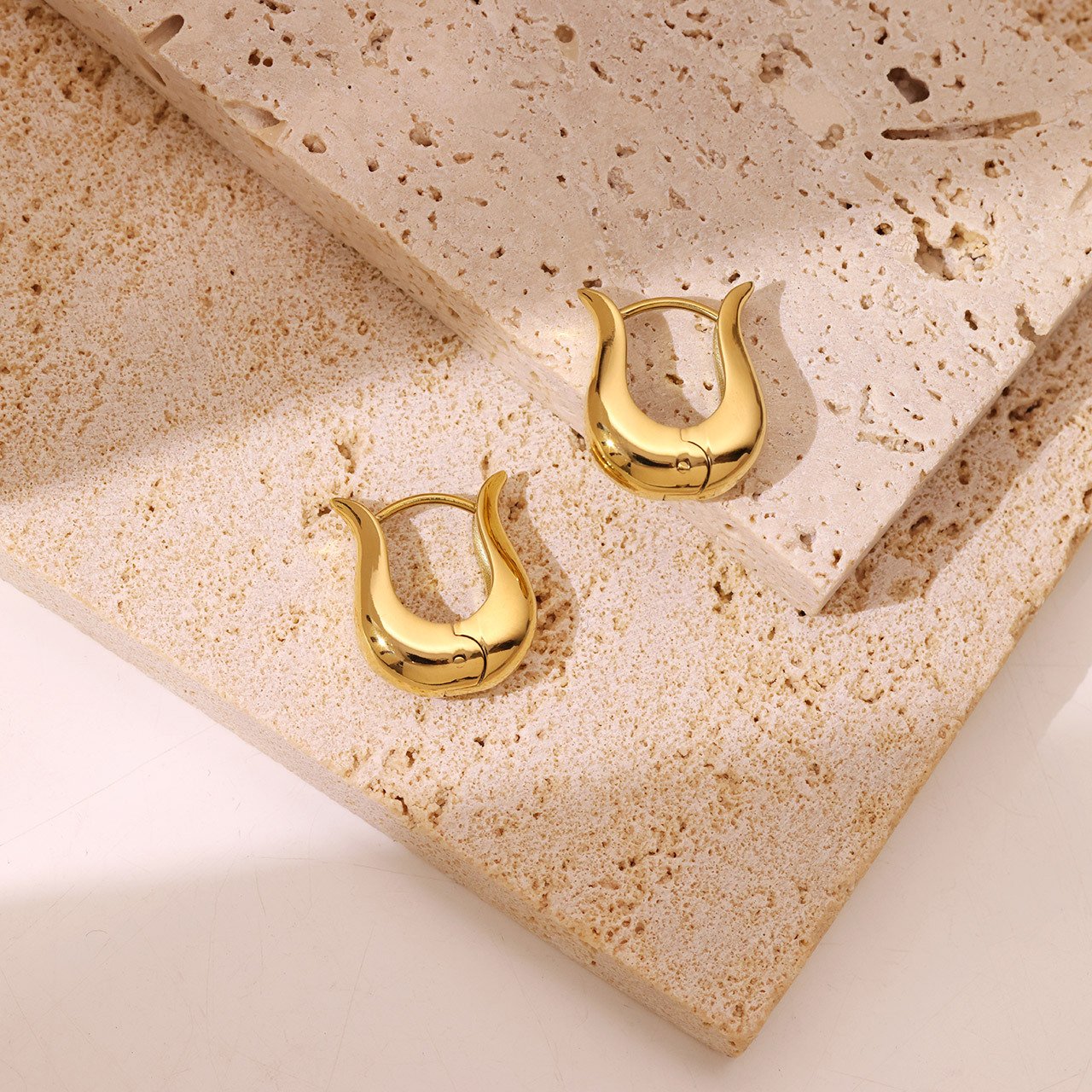 Fashion Jewelry New Personalized Minimalist U Shaped Geometric Earrings For Women Stainless Steel Gold Earrings