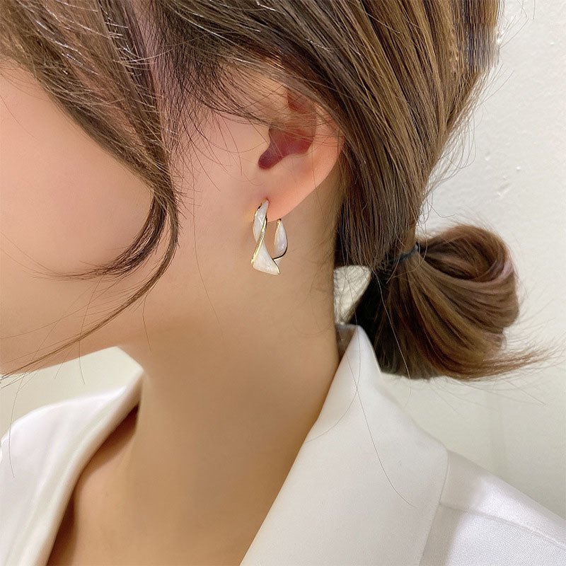 Silver NeedleDrop Oil Earrings Minimalist Twisted Hoop Earrings 925 Silver Plated Vintage Stud Earrings