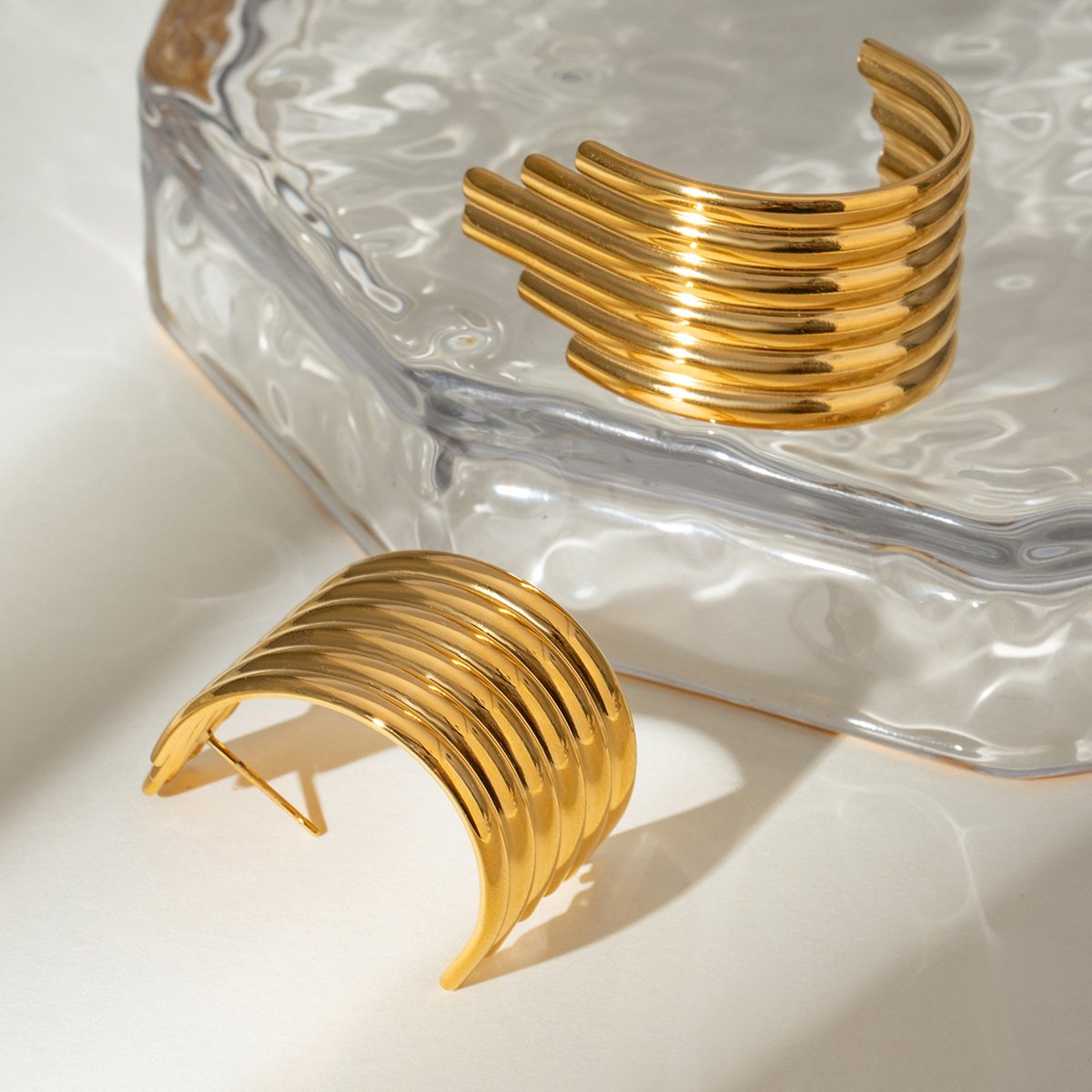 Design Ribbed Classic Simple Cuff Earring 18k PVD Gold Plated Glossy Fashion Stainless Steel Earrings