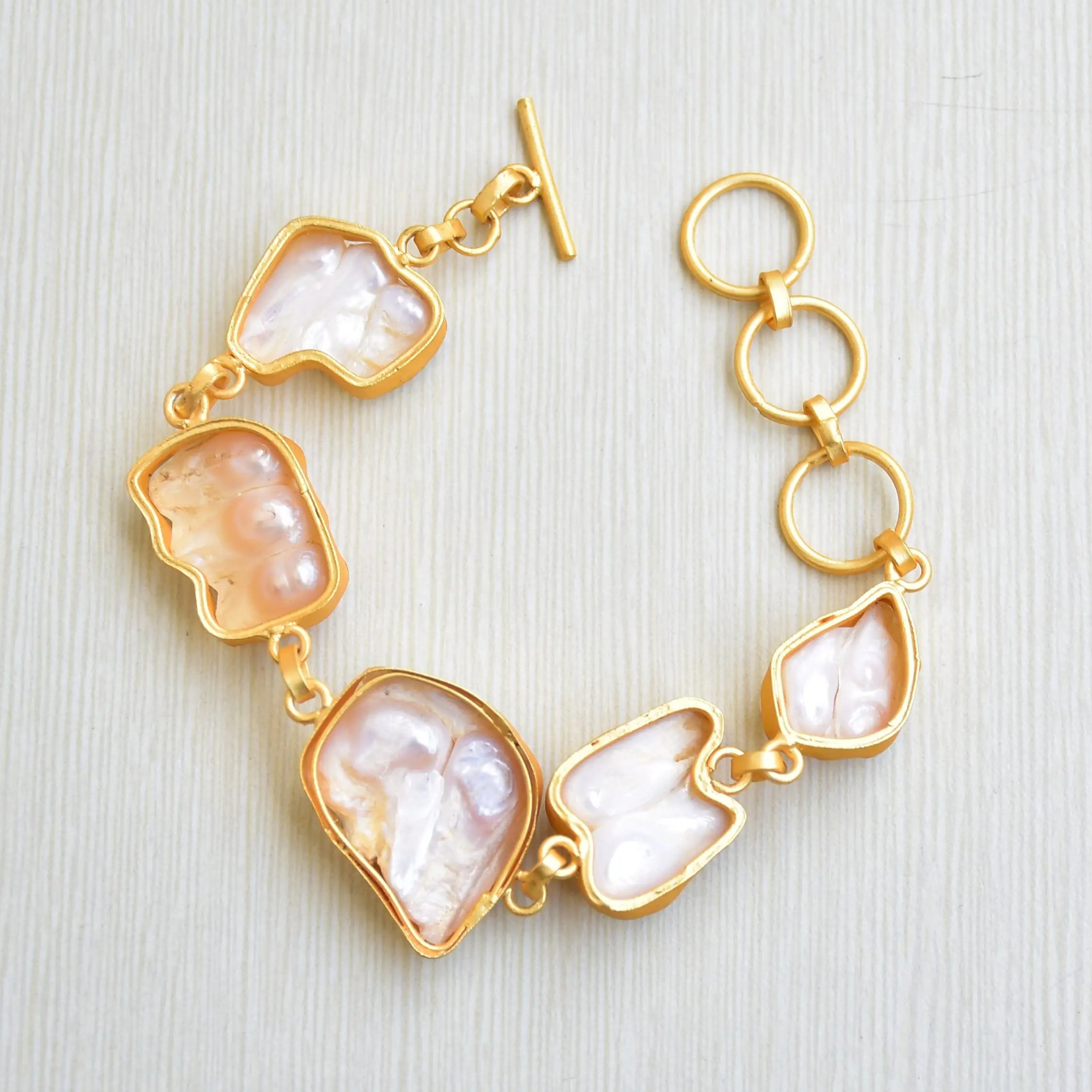 Pearl Elegant Bracelet Adjustable Chain Lock Baroque Bracelets and Charms Handmade Brides Bracelet Cuffs Manufacturer Suppliers