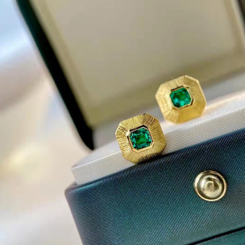 Aimgal fine jewelry S925 silver plated 18k gold cultivated in Verdant Green laboratory Emerald Earrings Vintage Wedding Gift