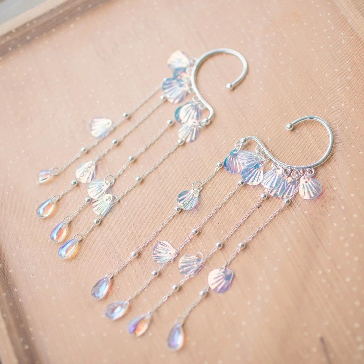 Goldfish Ji Elf Female Fashion Cuff Earrings Shell Mermaid Hanfu Pearl Tassel Design Big Tang Wind Hundred Hair Accessories