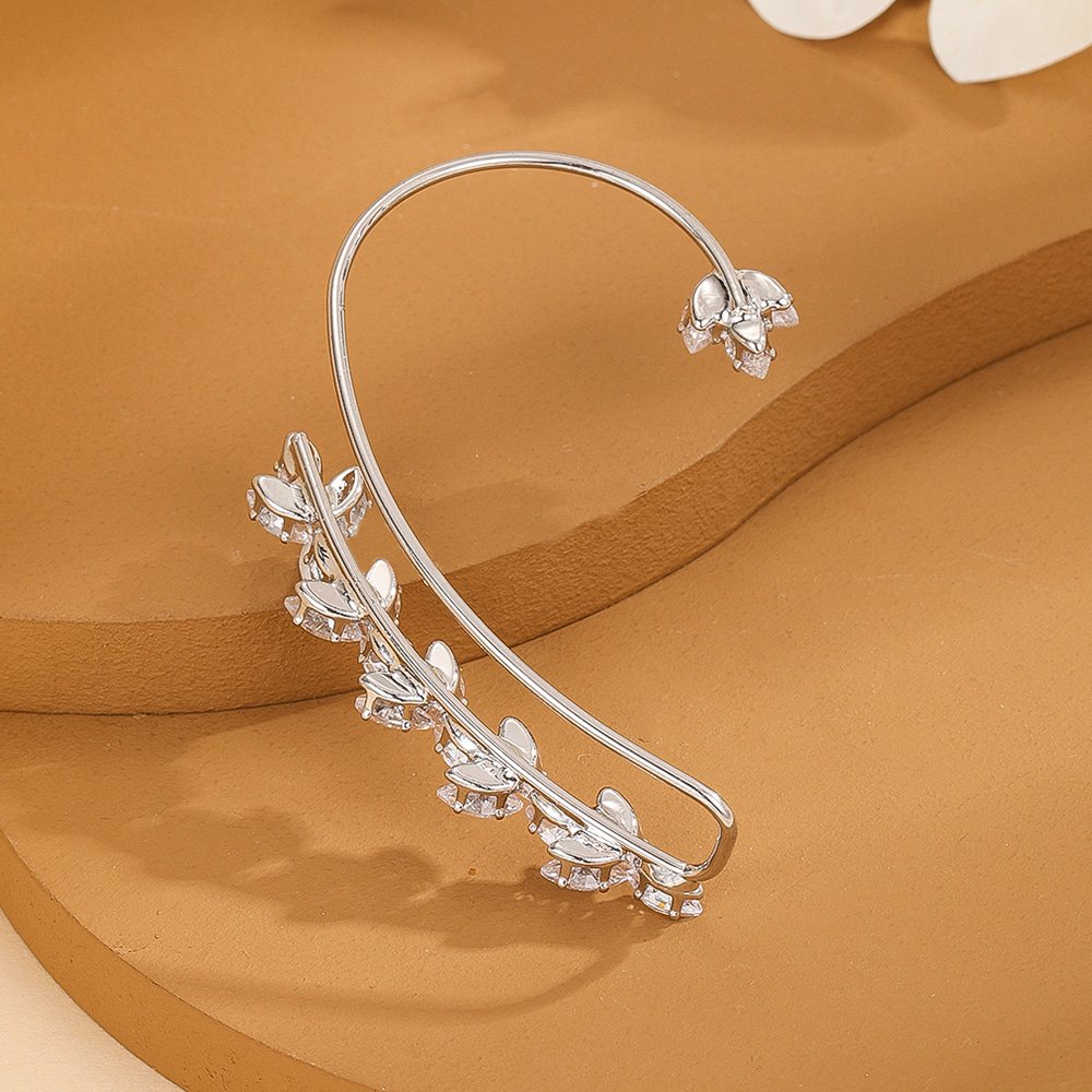 Fashion Maple Leaf Cuff Earring Shining Ear Bone Hook Earrings Plated Elegant Jewelry Earrings Cubic Zirconia 14K Brass Gold
